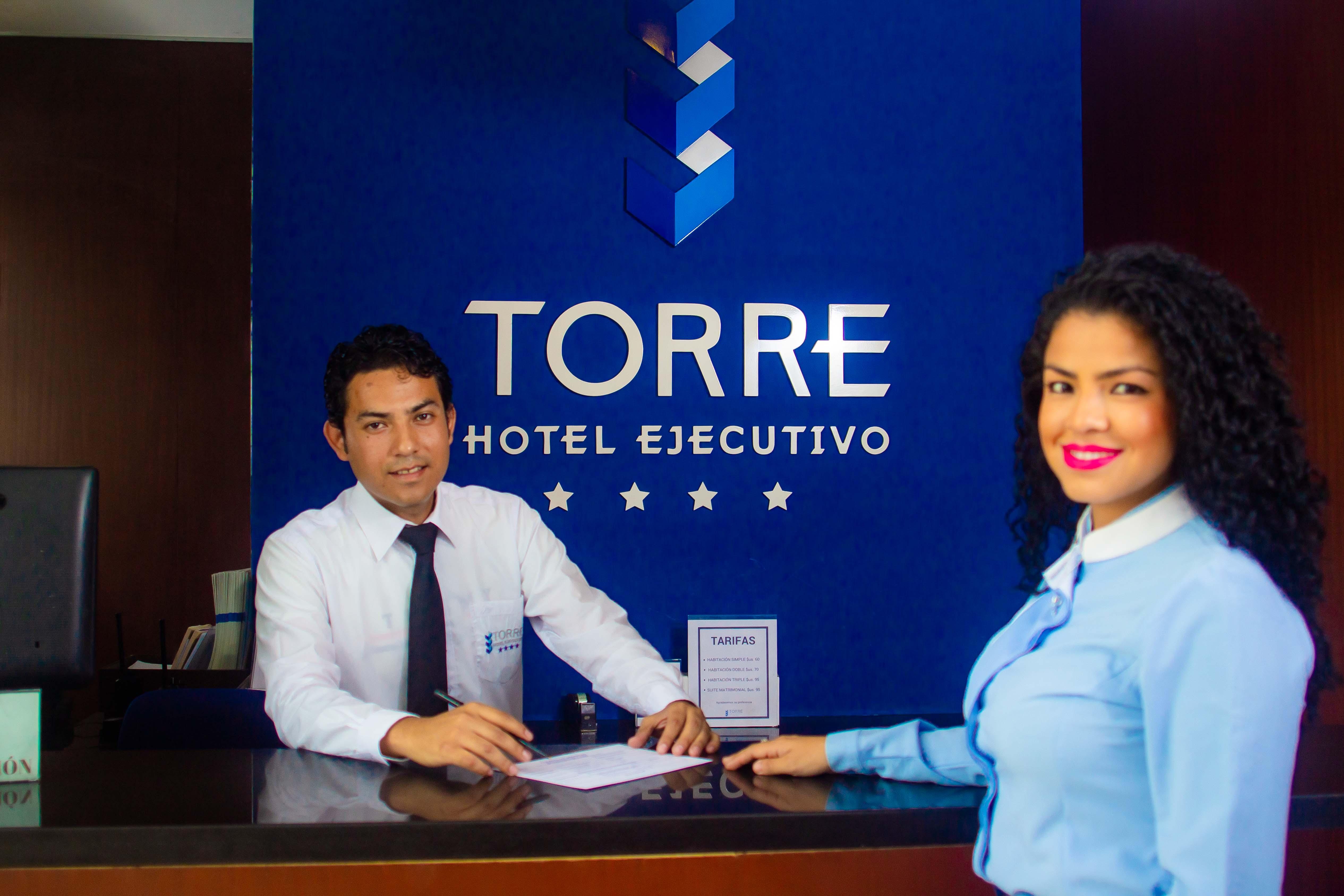 Torre Hotel Ejecutivo سانتا كروز دي لا سي المظهر الخارجي الصورة