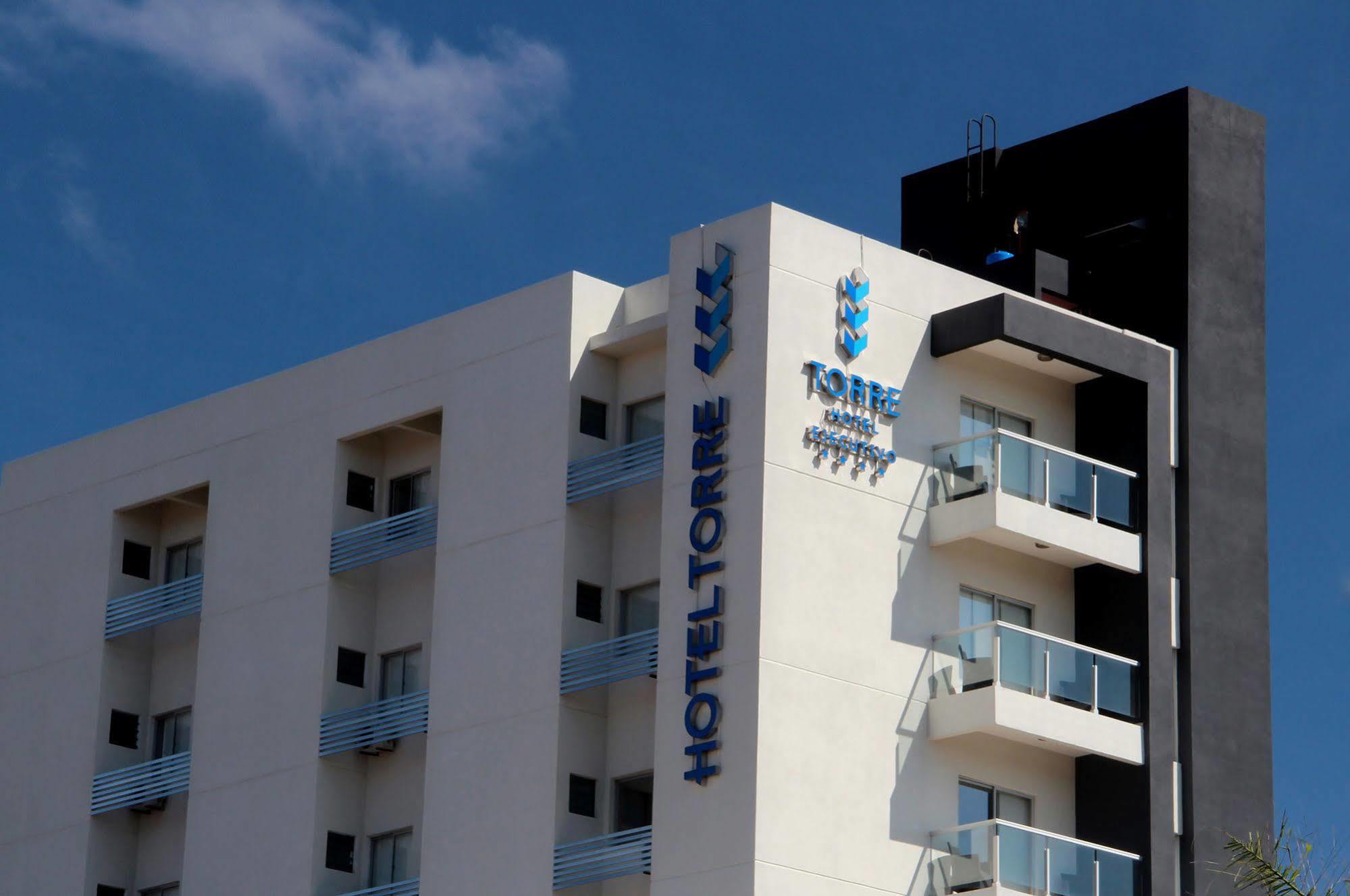 Torre Hotel Ejecutivo سانتا كروز دي لا سي المظهر الخارجي الصورة
